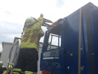 Die Rettungsschere kommt zum Einsatz