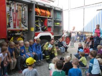 Vorlesenachmittag mit der Jugendfeuerwehr