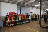 Alle Teilnehmer bei der Urkunden&uuml;bergabe