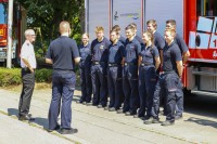 Übergabe der Urkunden und Abzeichen nach der Übung