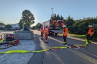 Verlegen einer Schlauchleitung aus dem Gerätewagen